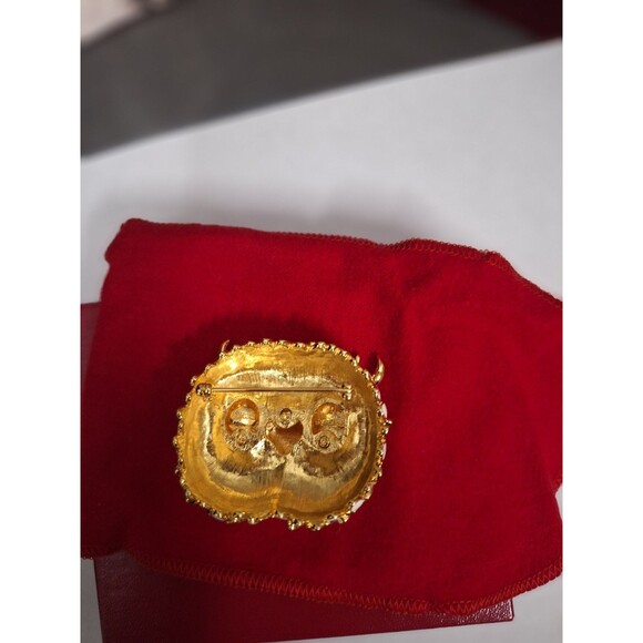 Vintage Kenneth Jay Lane KJL Owl Brooch Pin White Enamel Blue Glass Eyes - Picture 12 of 12